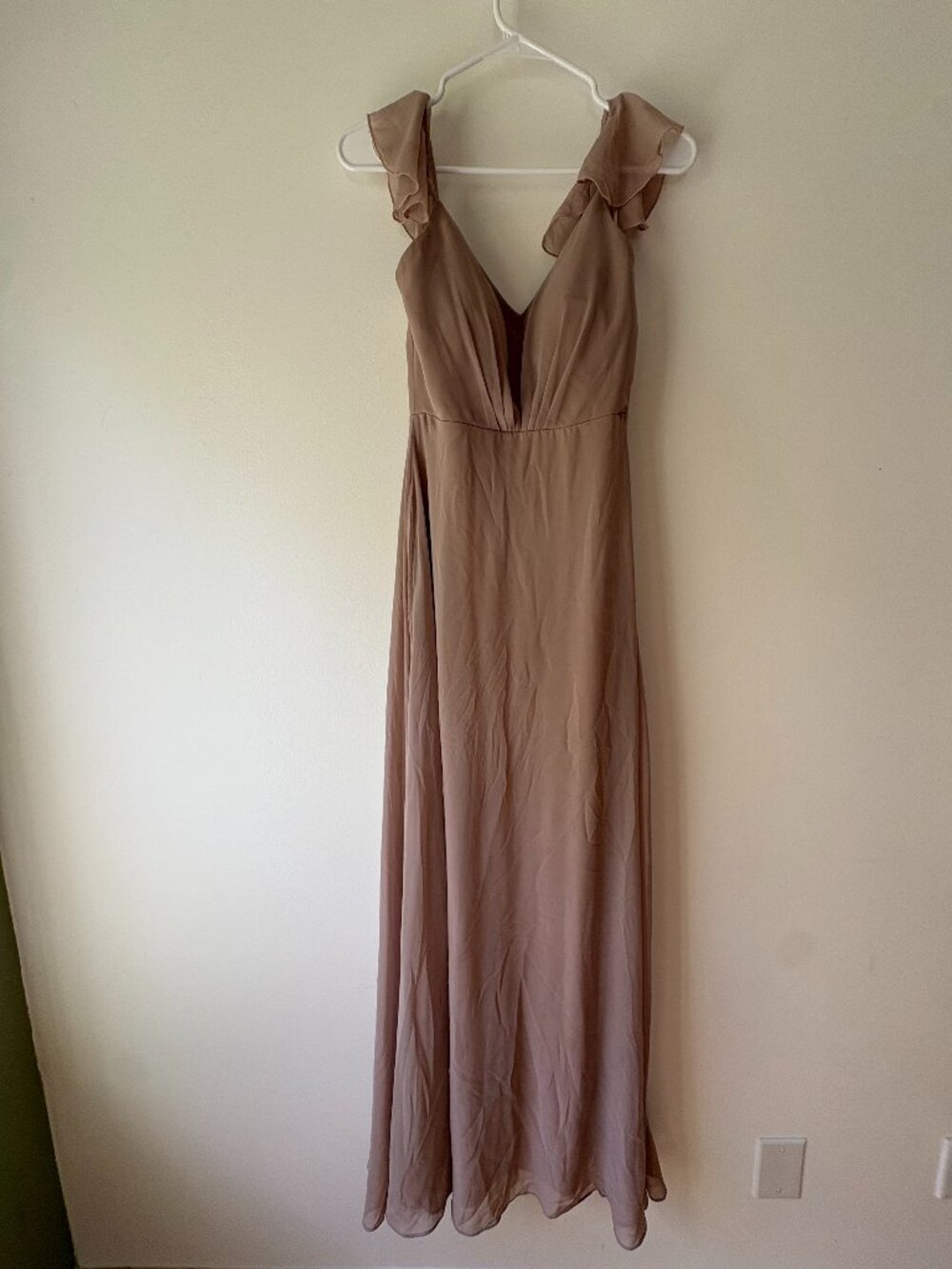 Birdy Grey Hannah Chiffon Flutter Sleeve Maxi Bridesmaid Dress Taupe - Size XS